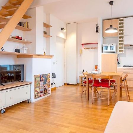 Guest Planet - Grazioso Bilocale Bande Nere M1 Apartment Милано Екстериор снимка