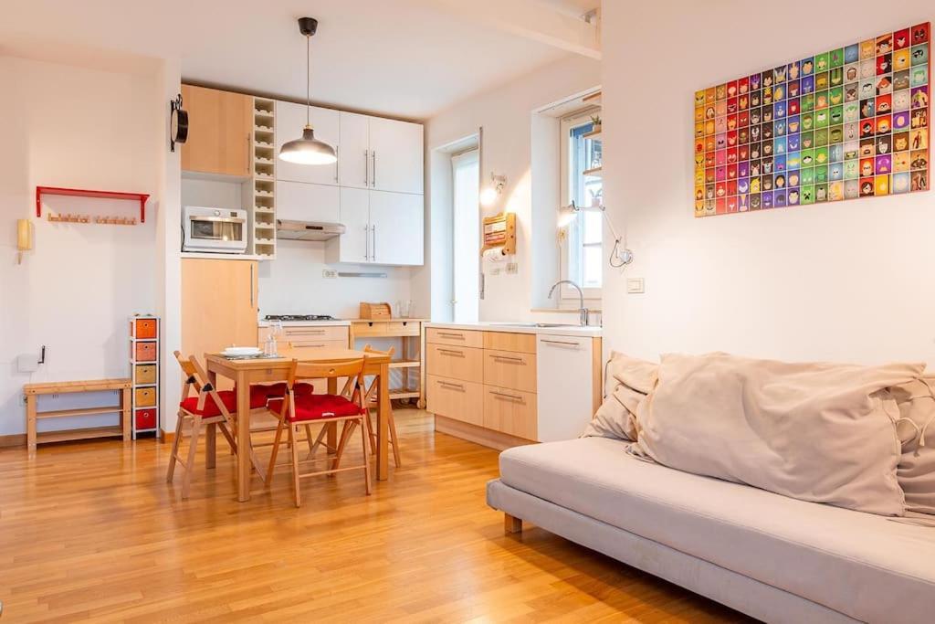 Guest Planet - Grazioso Bilocale Bande Nere M1 Apartment Милано Екстериор снимка