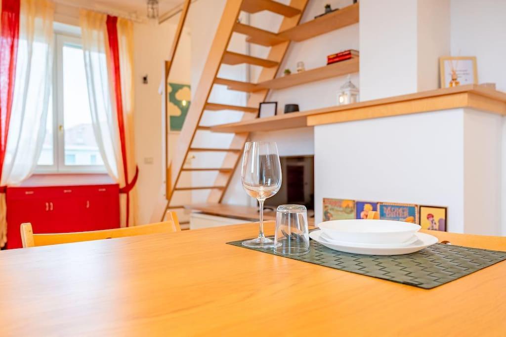Guest Planet - Grazioso Bilocale Bande Nere M1 Apartment Милано Екстериор снимка